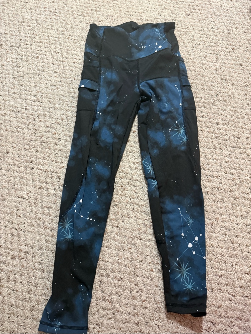 Women’s Black & Blue Galaxy Print High-Rise Leggings